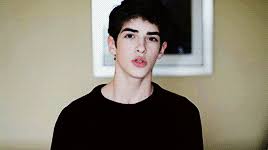 He portrays patrick on netflix's elite. Your Number One Source For Child Faceclaims Manu Rios Gif Hunt Under The Cut There Are 20
