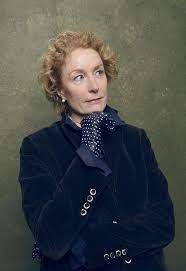 Banes has also held recurring roles on the king of queens, six feet under, nashville and royal pains. she starred as bonnie in 1988. Us Schauspielerin Lisa Banes Stirbt Nach Verkehrsunfall Express De
