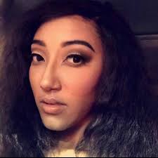 Snoop Dog and Cameron Diaz were class mates at Long Beach Polytechnic High  School around 1986