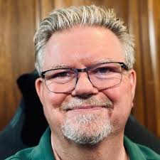 Mark Shampine's Instagram, Twitter & Facebook