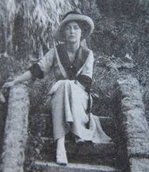 Robinson Jeffers Meets Una Call Kuster