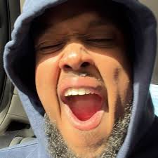 Ben Whitehead (@BenjiiWhitehead)