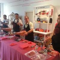 En la escuela de cocina camba, te ayudamos a comenzar tu carrera profesional en la cocina, formándote con reconocidos chefs en restaurantes reales. La Mesa Malaga Escuela De Cocina Lieu Servant Des Desserts A Malaga