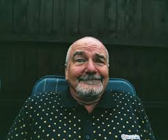 Hi guys my name is Paul and I am a wet plate collodion artist and film user  based in Coventry. I specialise in curation and sales expertise and support  photographers all over