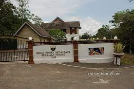 Rumah dato seri najib lebih 3 000 tetamu berkunjung menghadiri rumah terbuka bekas perdana menteri datuk seri najib razak di kediamannya di sri kenangan di sini. Rumah Kelahiran Dato Seri Najib Di Kuala Lipis Razak Ramli Flickr