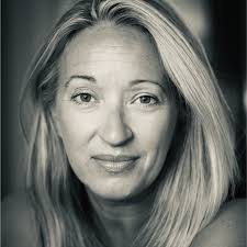 Elspeth Holmes Email & Phone Number