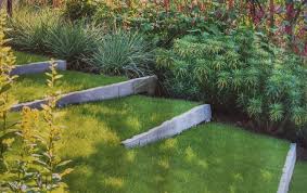 Rasen Stein Stufen In 2020 Garten Gartengestaltung Rasen