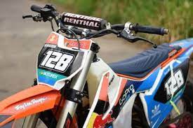 Harga motor rx king terbaru 2019 spesifikasi modifikasi modifikasi rx king motor rx king merupakan salah satu motor laki laki yang masih menjadi buruan oleh para biker di indonesia selain karena memiliki kesan motor jadul gambar motor rx king modif trail terkeren dan terbaru. Yamaha Rx King Naik Kasta Jadi Special Engine Siap Garuk Tanah Gridoto Com