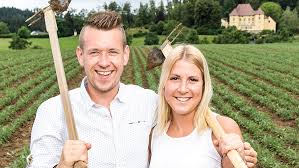 Atv, ufa entertainment, ufa show & factual see more ». Stephanie Simons Bewerberinnen Bauer Sucht Frau Atv At