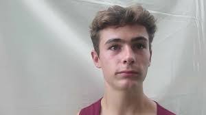 Aaron Kucinski's Instagram, Twitter & Facebook