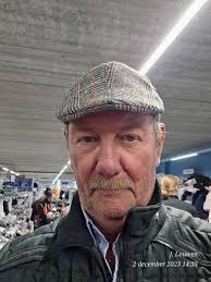 I love you, crochet slippers kitty.