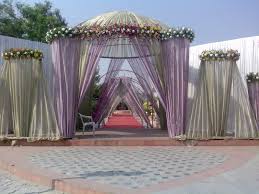 Tips for wedding entrance decoration wedding decorations. Main Gate Decoration Florist Ahmedabad Flower Decorations For Wedding Ahmedabad