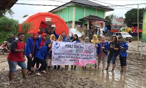 Acara ini merupakan pertemuan perdana dengan calon ketua stikes mrh, dra sri. Stikes Mitra Ria Husada Peduli Bencana Longsor Dan Banjir Bandang Gerakan Masyarakat Mandiri