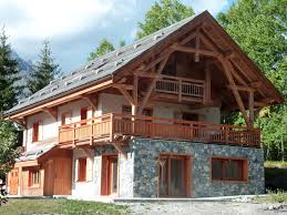 De nombreux modèles de maisons pour répondre à toutes les attentes et à tous les budgets. Chalets Et Maisons Ossature Bois Grand Standing Alp Ecrins Construction