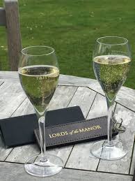 There is a bowl barrow about 1.5 miles (2.4 km) west of the village. Chadlington Room Picture Of Lords Of The Manor Hotel The Slaughters Tripadvisor