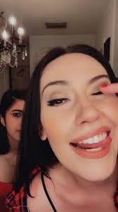 Heather Strauch's Instagram, Twitter & Facebook