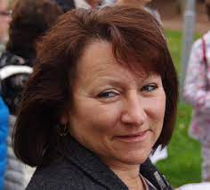 Kristin otto, född 7 februari 1966 i leipzig, är en tidigare tysk simmare som tävlade för ddr.otto är med sina totalt 22 internationella titlar (os, vm, em) tysklands mest framgångsrikaste simmare. Mein Werder 253 Kerstin Otto Wir Sind Werder Havel