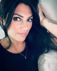 Hola vecino, ¿cómo estás?