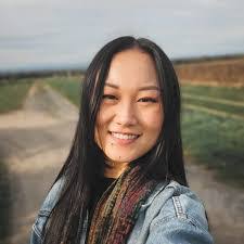 Katy Winkler's Instagram, Twitter & Facebook