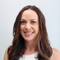 Leslie Koch's Instagram, Twitter & Facebook