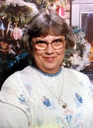 Dora Hahn's Instagram, Twitter & Facebook