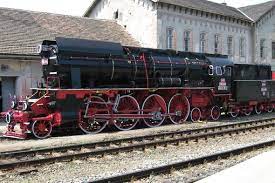 Mocănița, trenul cu abur din munții maramureșului. O LocomotivÄƒ Cu Aburi AsteaptÄƒ Vizitatori In Gara Oradea Oradeapress Eisenbahn Lokomotive Dampflok