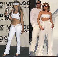 Последние твиты от jlo (@jlo). Jennifer Lopez Is Turning 50 But She Looks Exactly The Same As She Did In Her 20s As These Glam Pics Prove