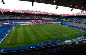 A parc des princes franciaországban, párizsban található. City And Stadium Guide Paris Parc De Princes