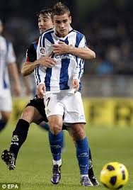 Latest on barcelona forward antoine griezmann including news, stats, videos, highlights and more on espn. Liverpool Set To Win Race To Sign 7m Real Sociedad Star Antoine Griezmann Daily Mail Online
