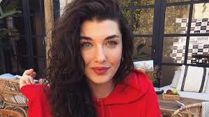 Güner, sivas'ı gezip gördüğü için sivaslıyım da diyebiliyor. Aslihan Guner Kimdir Kac Yasinda Guldur Guldur Show Konugu Aslihan Guner Evli Mi Nereli Esi Kim