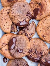 These Dark Chocolate Chunk Cookies Are My New Favourite Snack We Ve Been Bakin Healthy Cookie Recipes Dark Chocolate Cookie Recipe Dark Chocolate Chip Cookies