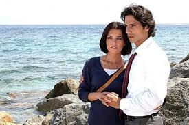 Alexandra dinu a mărturisit că are o relaţie specială cu partenerul ei din film, luca bastianello.dincolo de platourile de filmare, cei doi formează un cuplu. Alexandra Dinu Are Un Nou Iubit Actorul Italian Luca Bastianello Gazeta RomaneascÄƒ Italia
