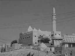 العراق مسجد وضريح النبي يونس في الموصل عام 1977 تويتر baghdad iraq mosque