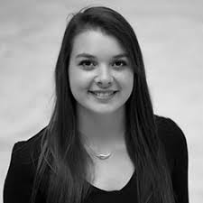 Lea Hunter's Instagram, Twitter & Facebook