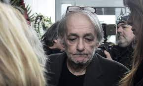 Βροχή και το mega του το «παζάρι». Andreas Mikroytsikos Agwnia Gia Ton Paroysiasth Poia H Katastash Ths Ygeias Toy Gossip Tv Gr