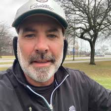 Book Daniel Tulchinsky