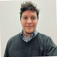 Marcela Wilson, profesora formadora de Mackayinos, se retira después de 38  años