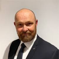 Ric Ellis's Instagram, Twitter & Facebook