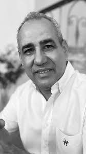 Enrique Escobar's Instagram, Twitter & Facebook