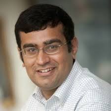 Snarky Clinton tweet makes UI law professor 'Twitter famous'