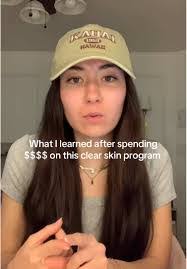 Kayla Lindeman's Instagram, Twitter & Facebook