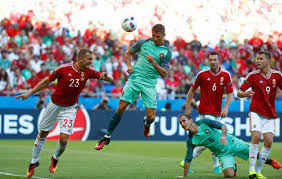 Le capitaine portugais a poursuivi à budapest sa course infernale aux. Videos Euro 2016 Tous Les Buts De Hongrie Portugal 3 3 Le Parisien