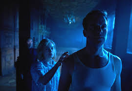 Lily james, armie hammer and kristin scott thomas star in a psychological thriller based on daphne du maurier's novel. Is Rebecca On Netflix Scary Popsugar Entertainment