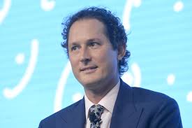 John Mani-di-forbice vende aziende, conta rendite e non investe