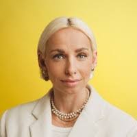 Emily Mcdonnell's Instagram, Twitter & Facebook