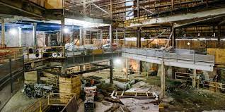 Toys r us opened its flagship times square store in 2001 when the location was still emerging from its grimy past. Former Toys R Us Site In Times Square Is Being Re Imagined Wsj