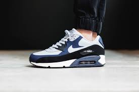 Pin On Sneakers