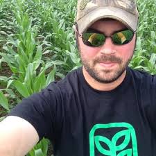 Blair Freeman (@Freebuurd)