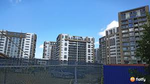 Studenți, cupluri la început de drum, sau tinere familii cu copii. Gran Via Park BucureÈti PreÈuri La Apartamente Noi Poze Faze HartÄ Korter Ro