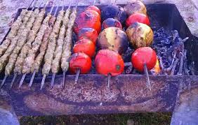مشاوي كباب وشقف وكبدة خروف ملكة الأكلات الأردنية Main Dishes Dishes Meat